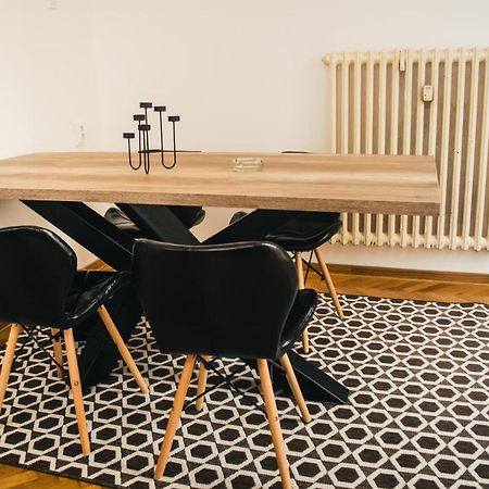 Aparment Theatre Apartment Nis Luaran gambar